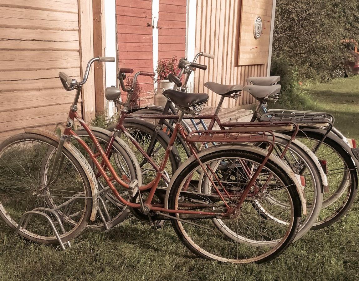 Vanhan Koulun Majatalo-old School Ostello Kolinkylä
